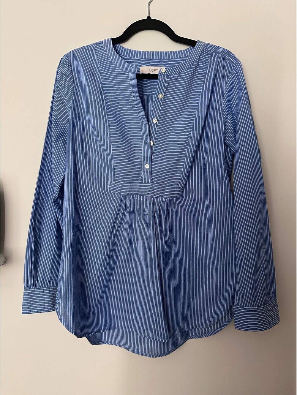 Ann Taylor Blue Striped Pullover Shirt Size 14